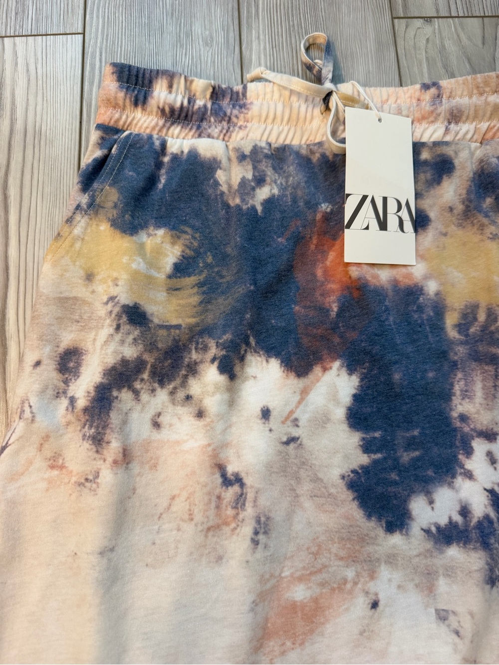 ZARA Tie-Dye Midi Skirt in Navy, Mustard & Cream. New with tags. Size medium - Picture 2 of 3